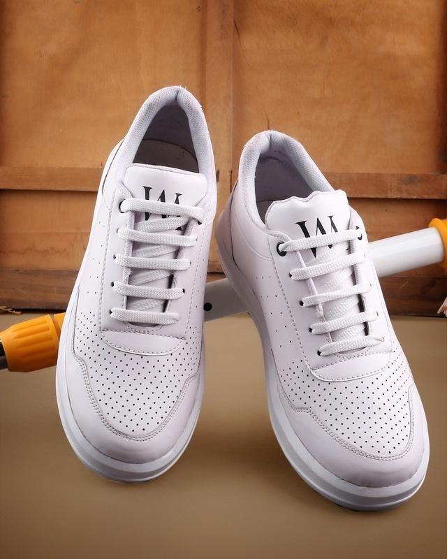 men's white sneakers