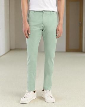 men 512 tapered fit flat-front chinos