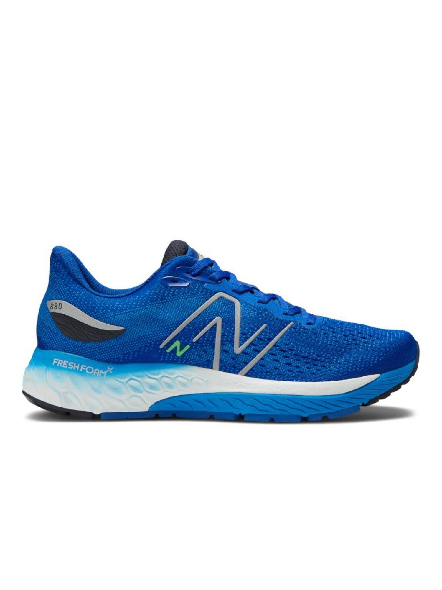 men 880 blue running shoe