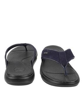 men animal pattern toe-ring flip-flops with flat heels