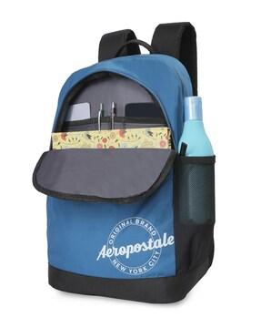 men backpack with adjustable shoulder straps