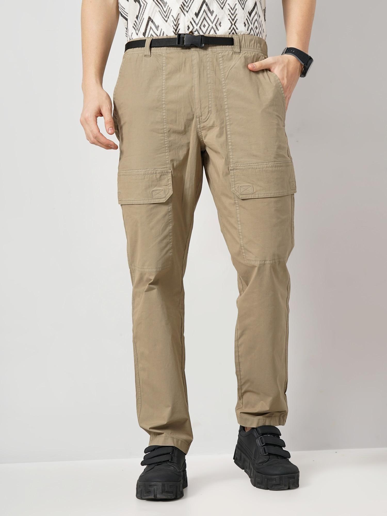 men beige solid regular fit cotton cargo trousers