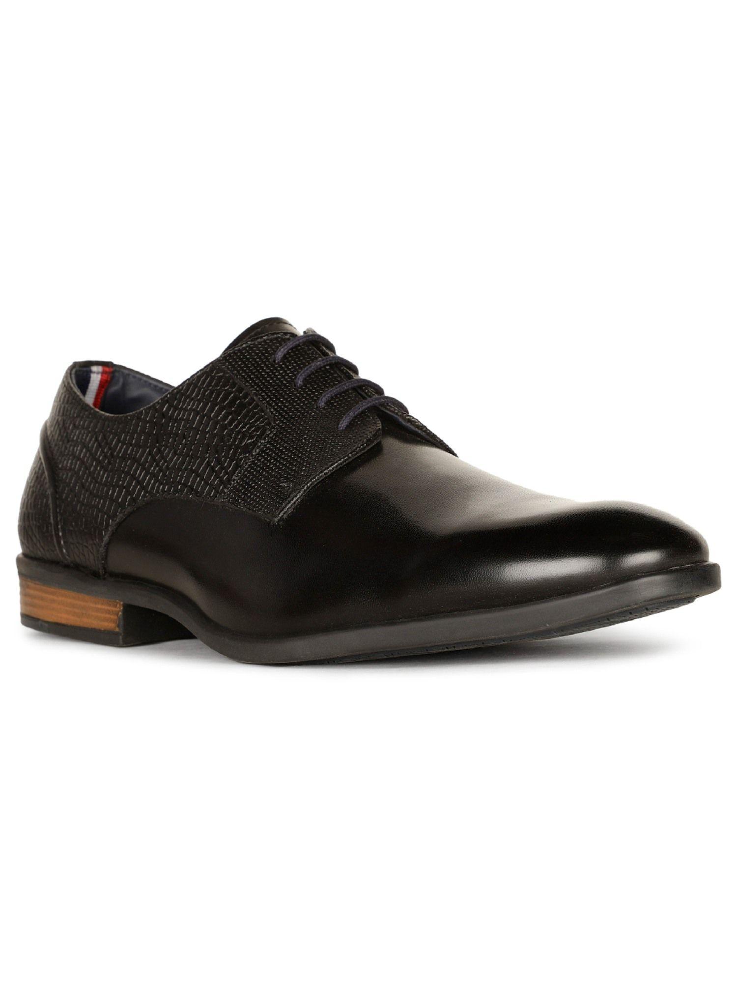 men black lace-ups formal shoes