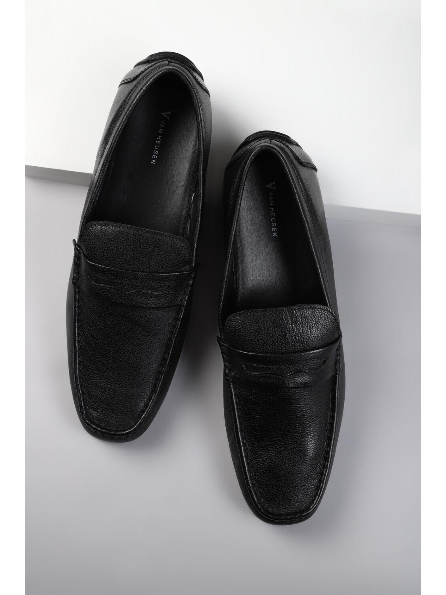 men black loafers