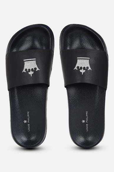 men black print flip flops