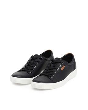 men black soft 7 sneakers