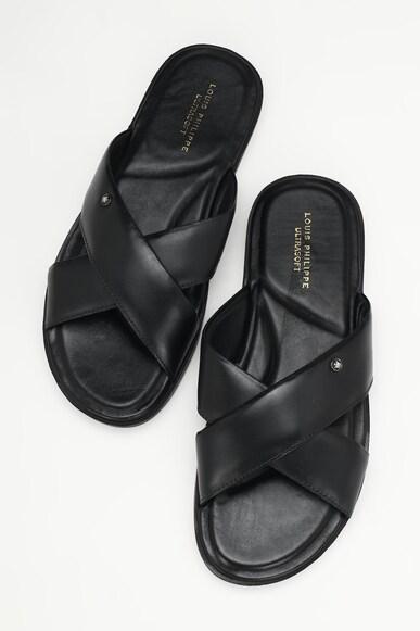 men black solid flip flops