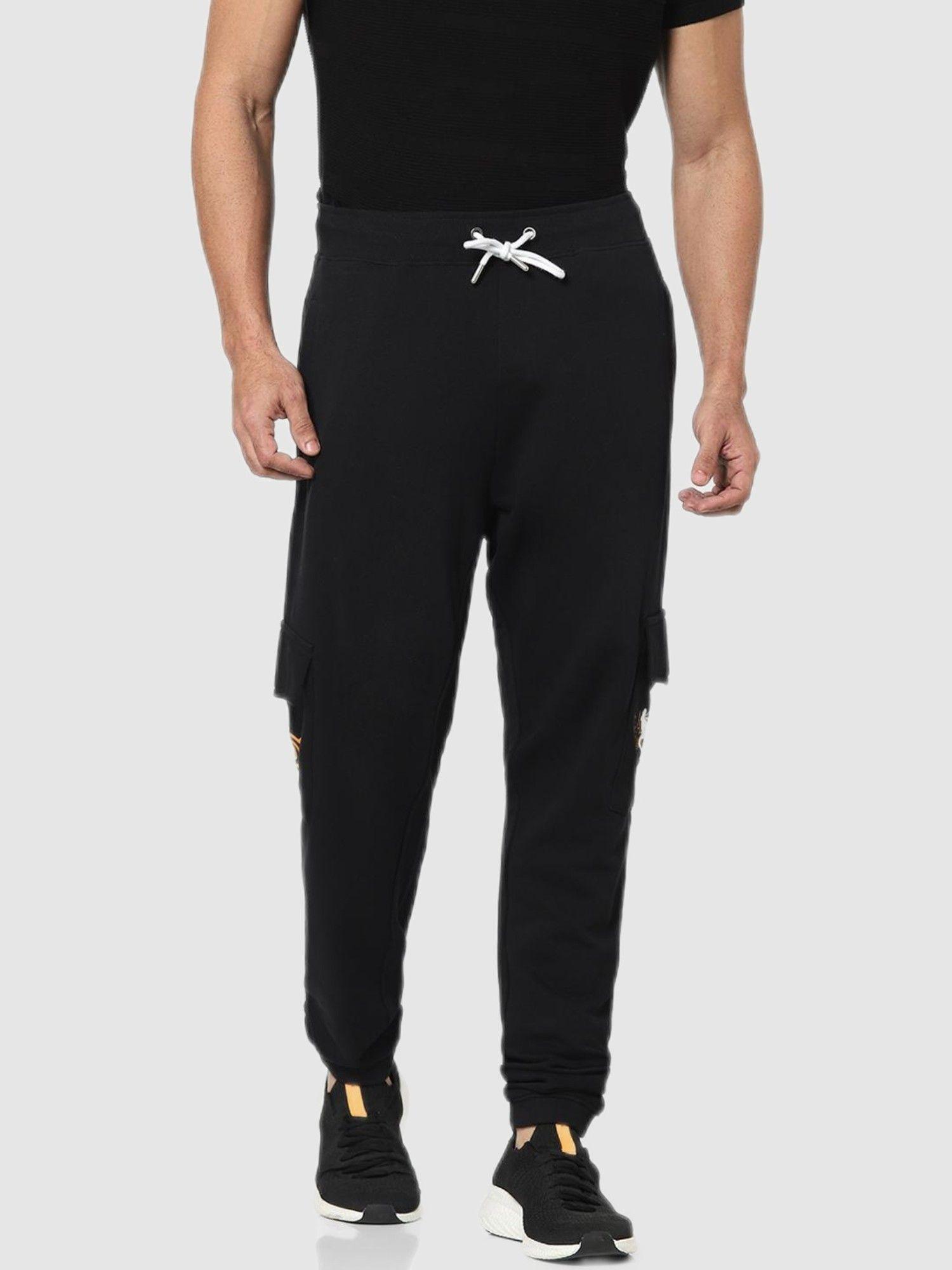 men black solid joggers