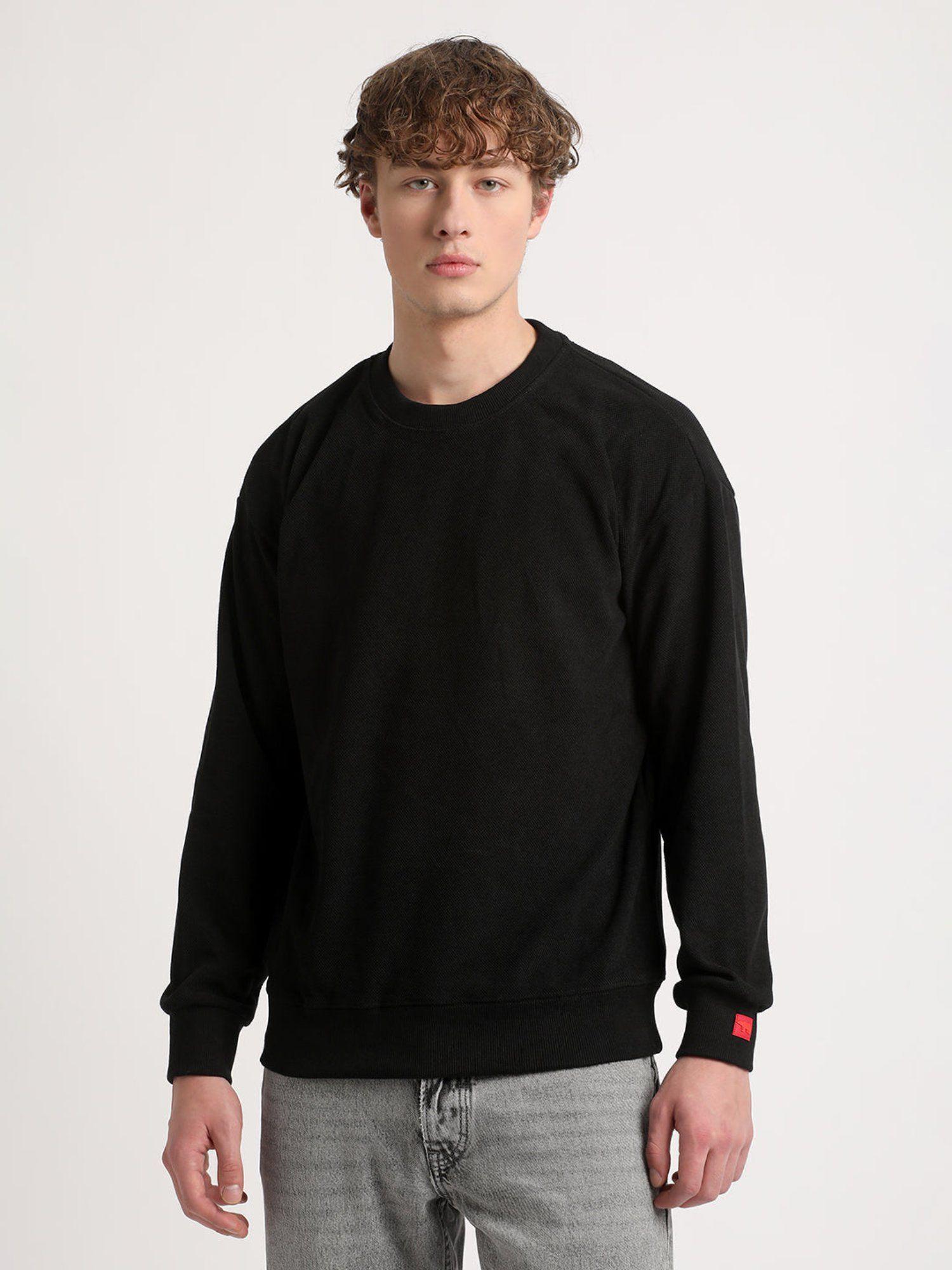 men black solid relaxed fit sweatshirt