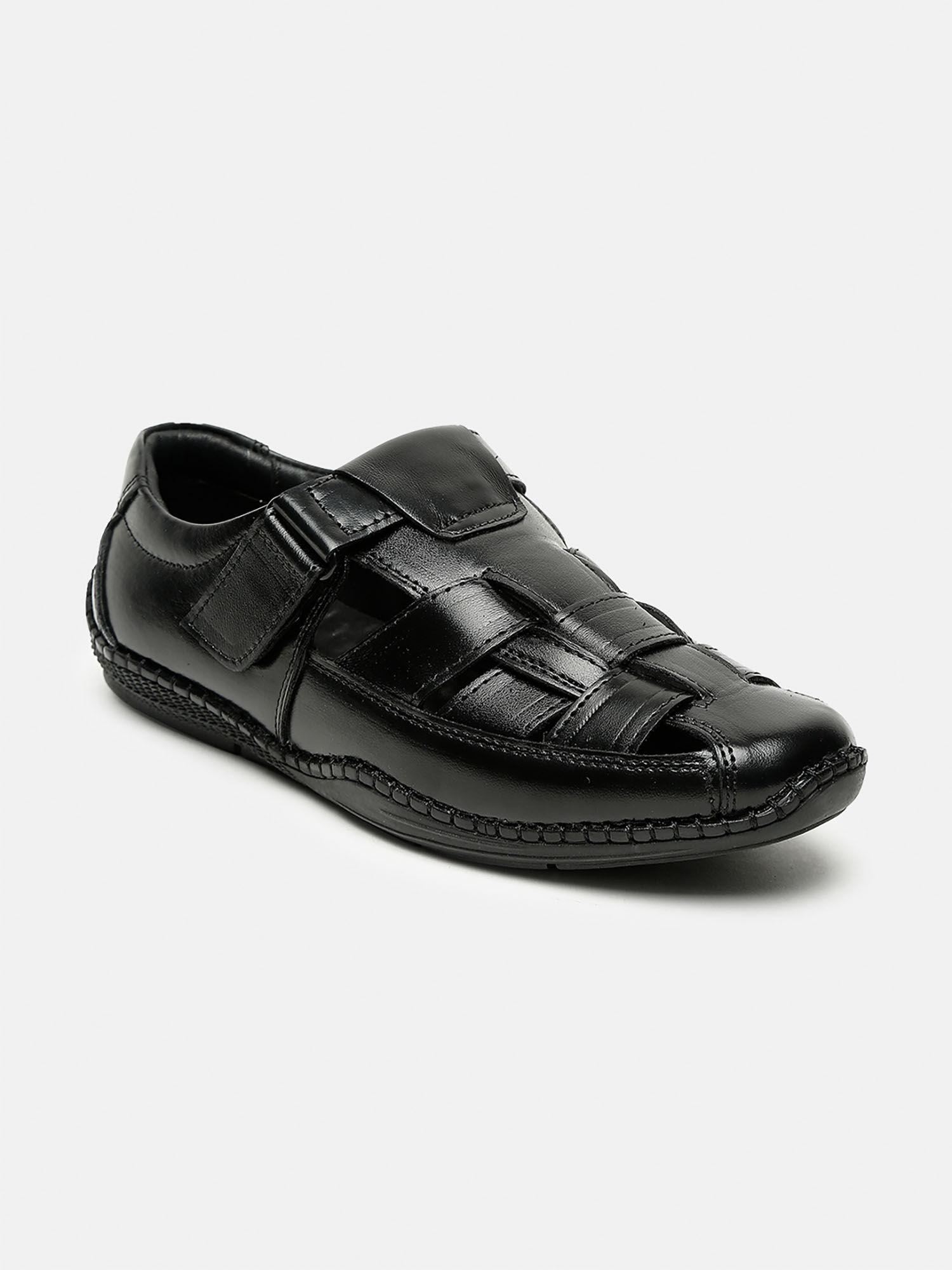 men black solid shoe-style sandals