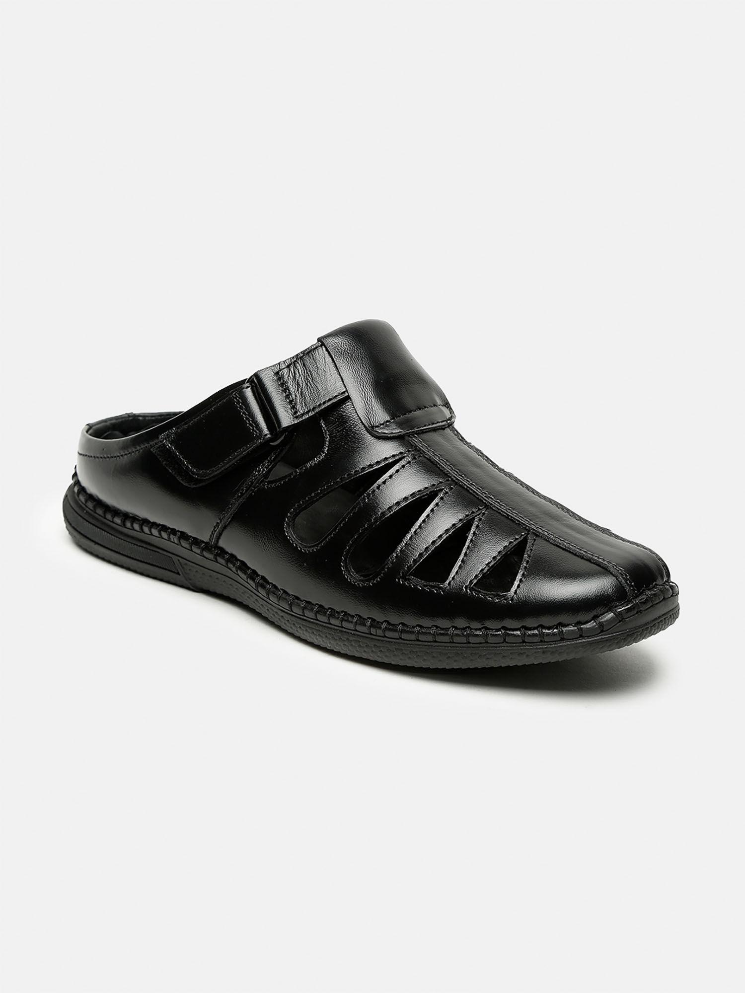 men black solid shoe-style sandals