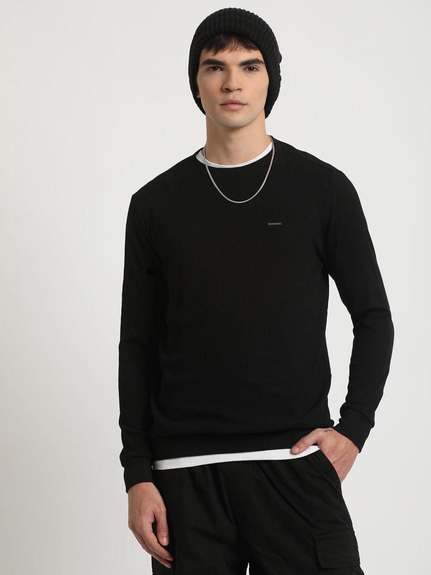 men black solid slim fit sweatshirt