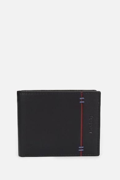 men black textured leather wallet