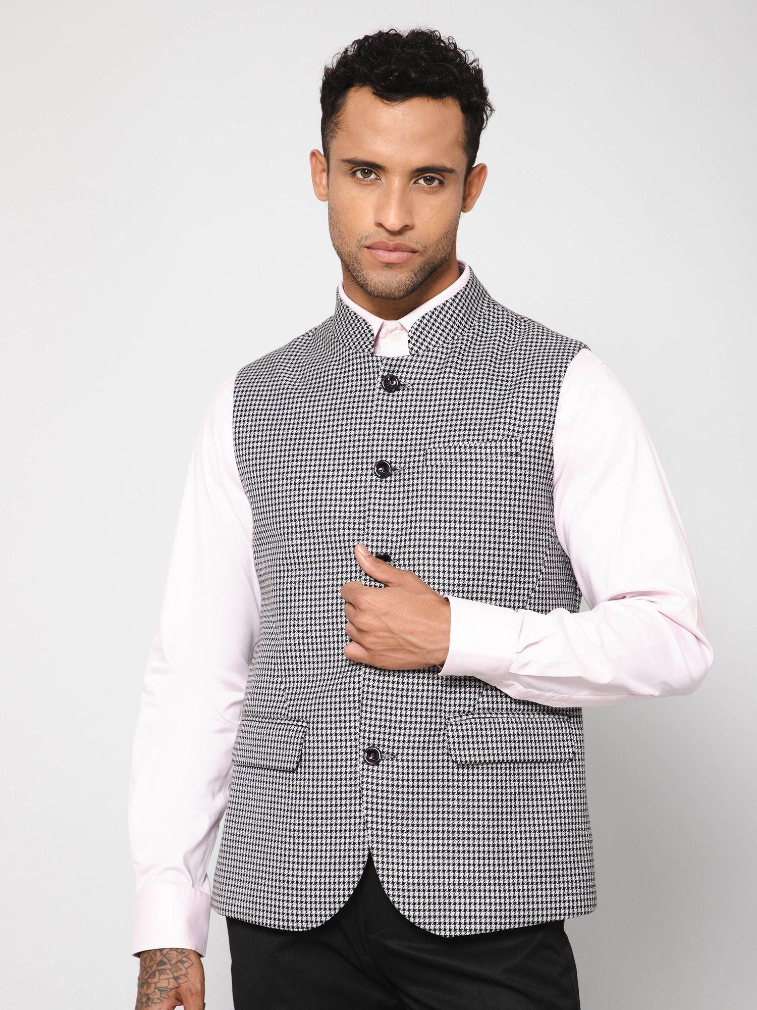 men black waist coat