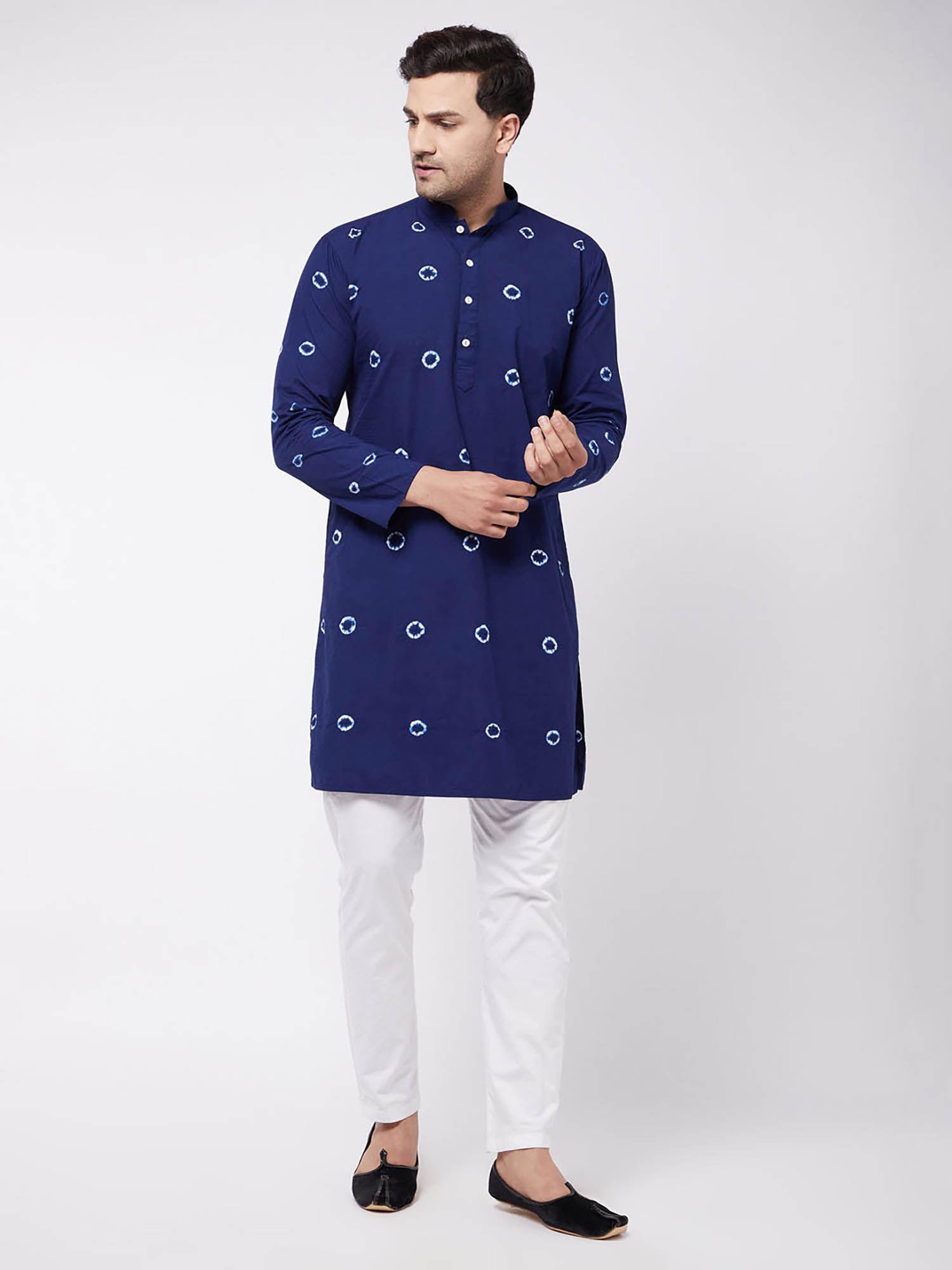 men blue & white pure cotton kurta pyjama (set of 2)