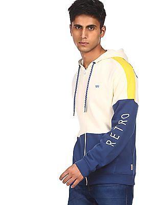 men blue colour blocked hooded sweatshirt