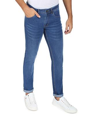 men blue mid rise stone wash jeans