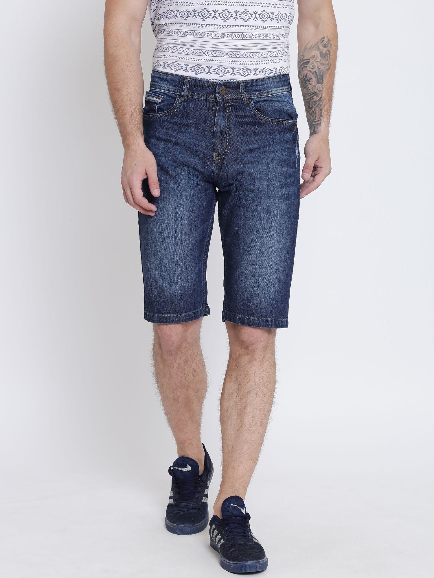 men blue solid light fade distressed denim shorts