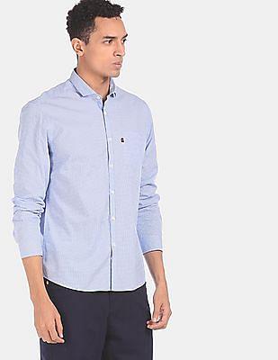 men blue spread collar check shirt