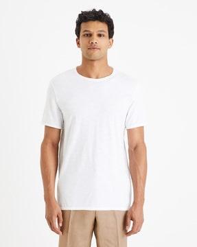 men boxy fit round-neck t-shirt with short sleeves