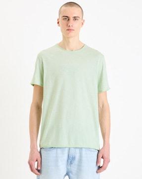 men boxy fit round-neck t-shirt with short sleeves