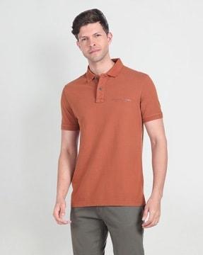 men brand embossed extra-slim fit polo t-shirt