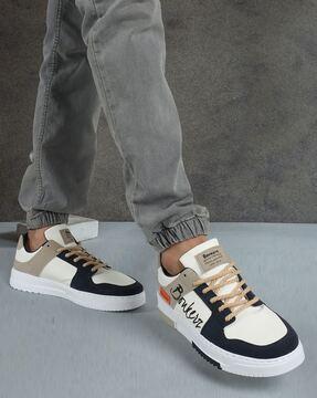 men brand print lace-up sneakers