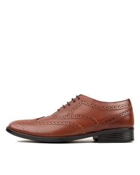 men brogues with genuine leather upper