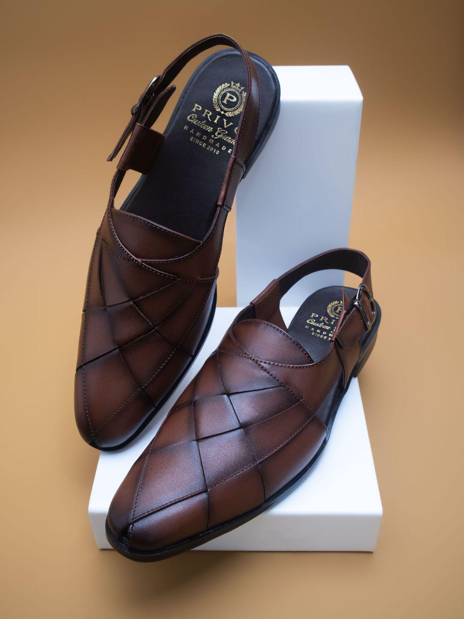 men brown buckle sandals