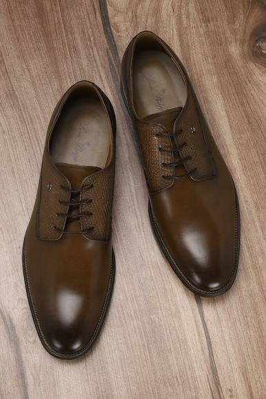 men brown derby formal shoes