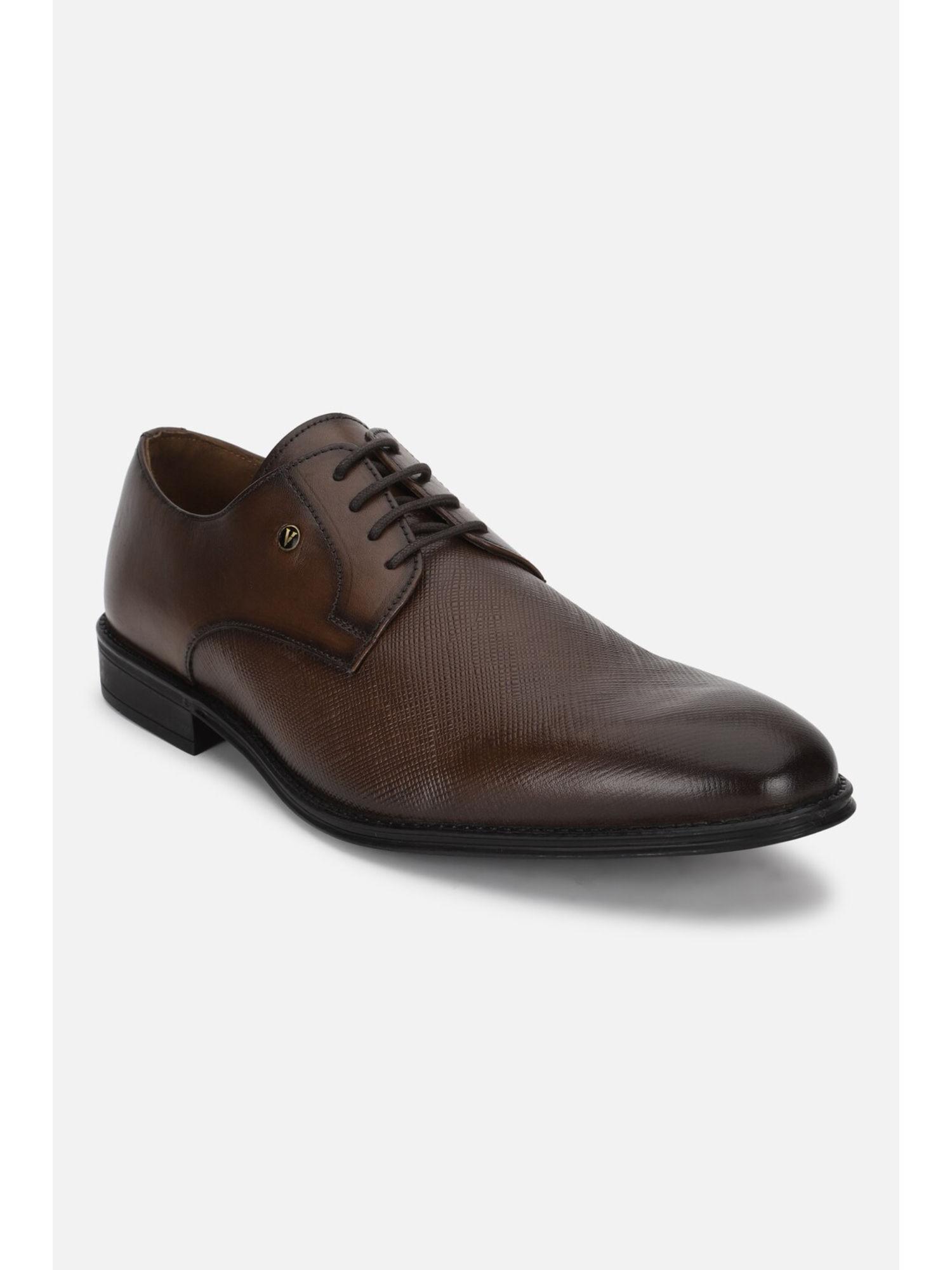 men brown formal oxford shoes