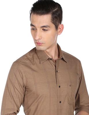 men brown patch pocket check cotton formal shirt