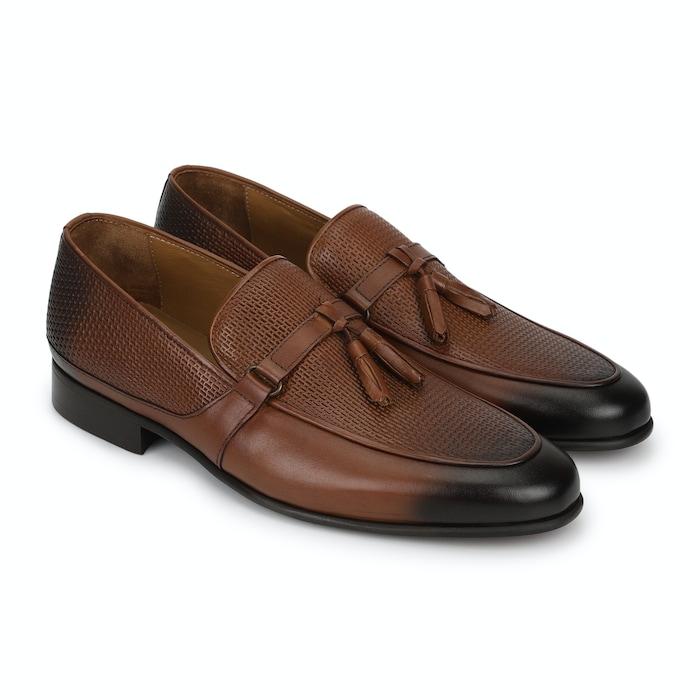 men brown shaded tip tassels-top penny loafers