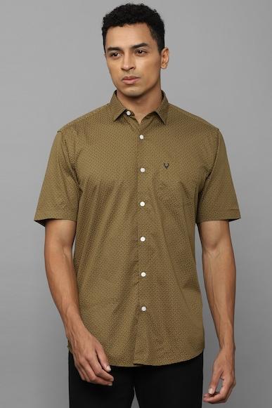 men brown slim fit print half sleeves casual shirts