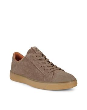 men brown street tray sneakers