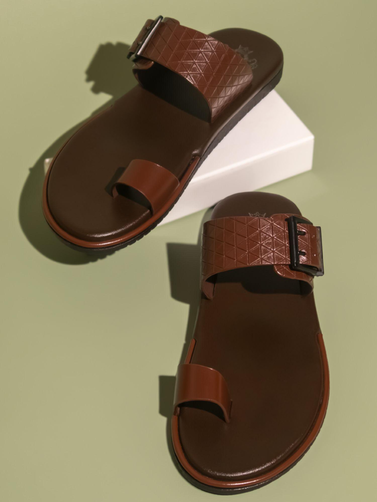 men brown velcro sandals