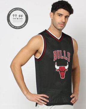 men bull print v-neck t-shirt