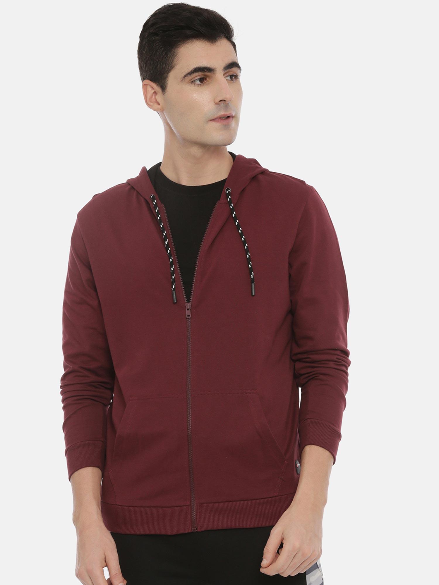 men burgundy solid hooded sweatshirt