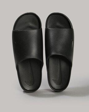 men calm slides with striped footbed