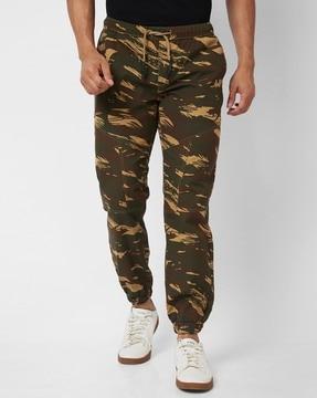 men camouflage print jogger pants