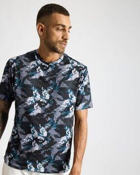 men camouflage print regular fit crew-neck t-shirt