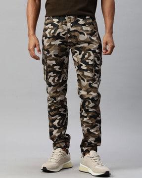 men camouflage print relaxed fit cargo joggers