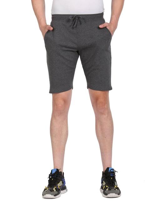men charcoal mid rise heathered shorts