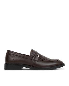 men checked loafers with metal accent