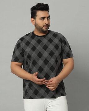 men checked regular fit round-neck t-shirt