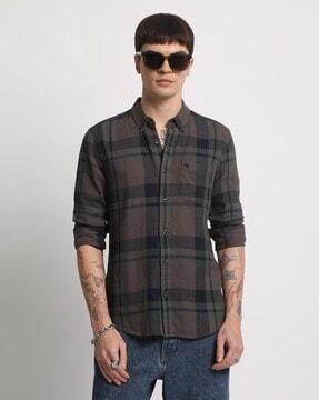 men checked regular fit shirt with button-down collar