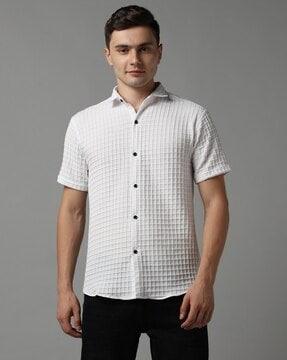 men checked regular fit shirt with curved hem