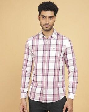 men checked regular fit shirt with patch pocket