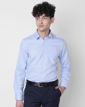 men checked regular fit shirt with patch pocket