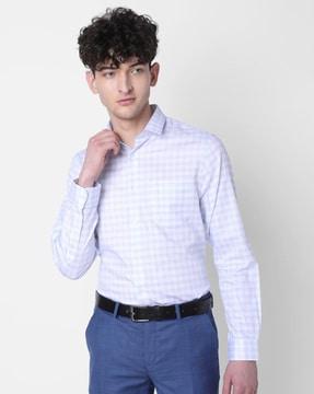 men checked regular fit shirt with patch pocket